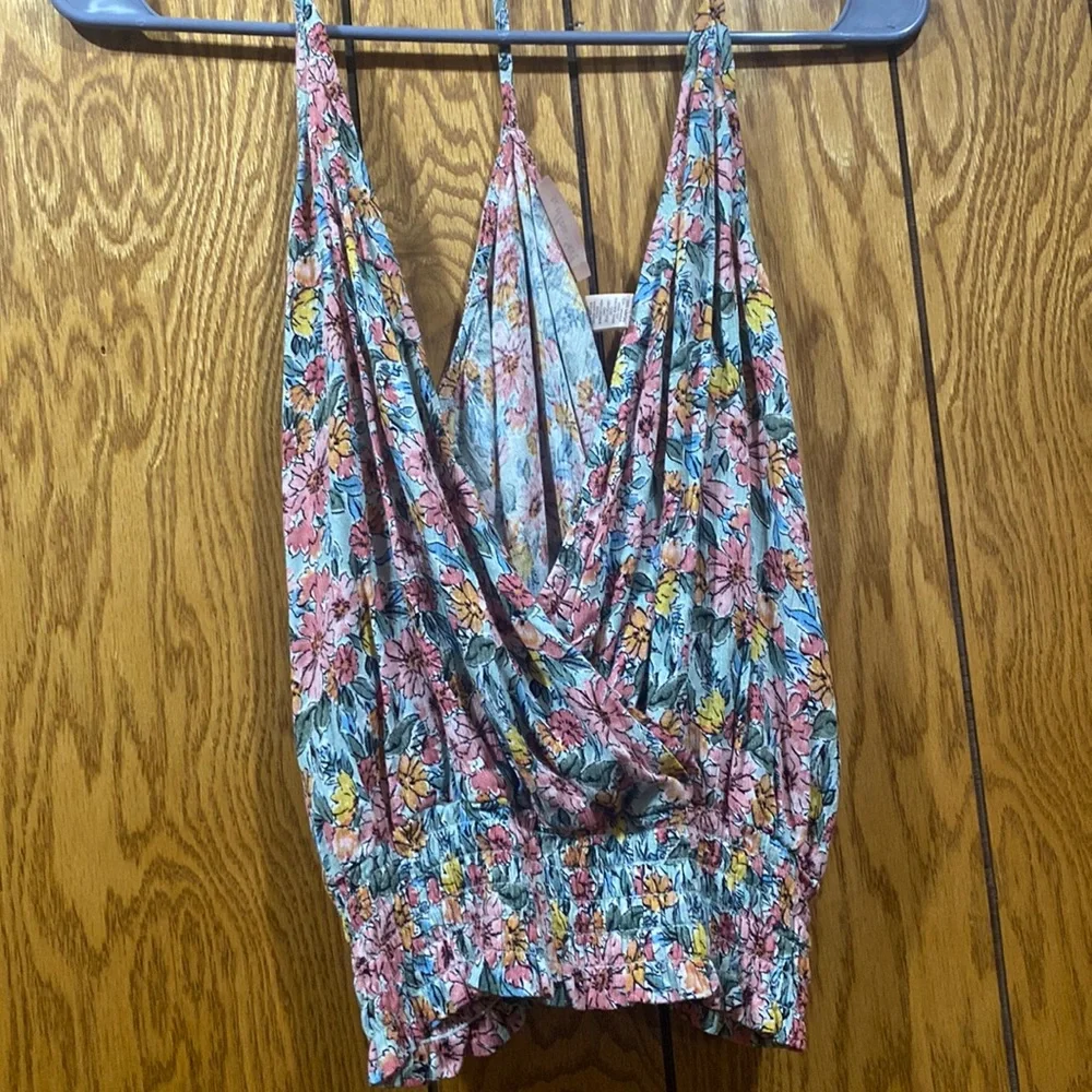 Floral Tanktop - Picture 3 of 3